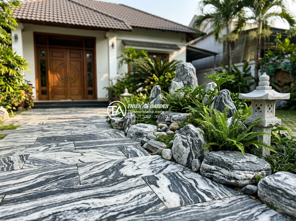 Tiểu cảnh sân trước nhà cấp 4: Cách biến tấu đơn giản mà đẳng cấp - Hình 1 Tiểu cảnh sân trước nhà cấp 4: Cách biến tấu đơn giản mà đẳng cấp - Photorealistic image of a simple yet elegant front yard small landscape for a Vi