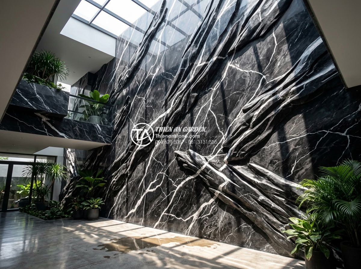 Top 5 loại đá tự nhiên ốp tường giếng trời bền đẹp và sang trọng nhất - Luxurious natural stone clad light well atrium wall with sunlight streaming thro