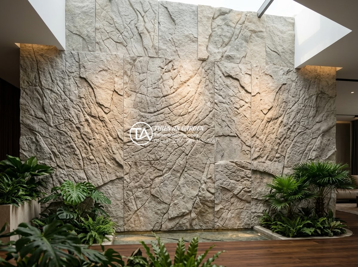 Top 5 loại đá tự nhiên ốp tường giếng trời bền đẹp và sang trọng nhất - Luxury marble clad atrium wall with intricate natural patterns and soft lighting