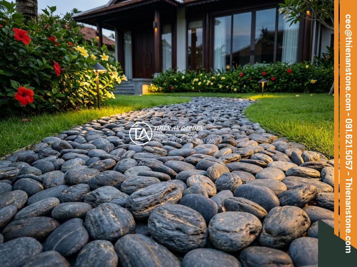 Lựa chọn kích thước đá cuội phù hợp cho lối đi tiểu cảnh sân trước - High quality realistic landscape photograph of a beautiful front yard pebble wal