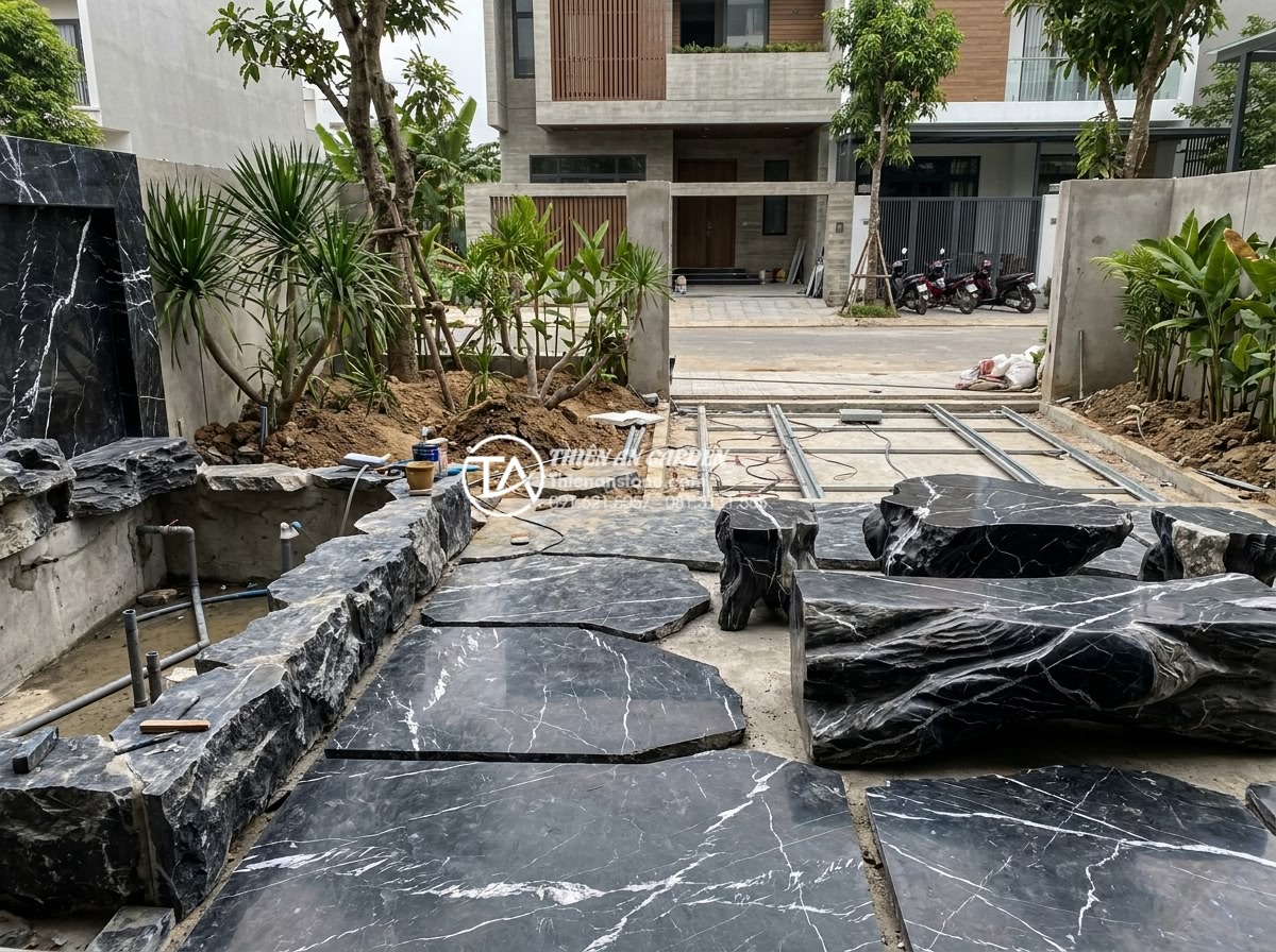 Mẫu thiết kế tiểu cảnh sân trước kết hợp chỗ để xe thông minh - Hình 7 Mẫu thiết kế tiểu cảnh sân trước kết hợp chỗ để xe thông minh - Professional construction process of a multi-functional Vietnamese front yard: w