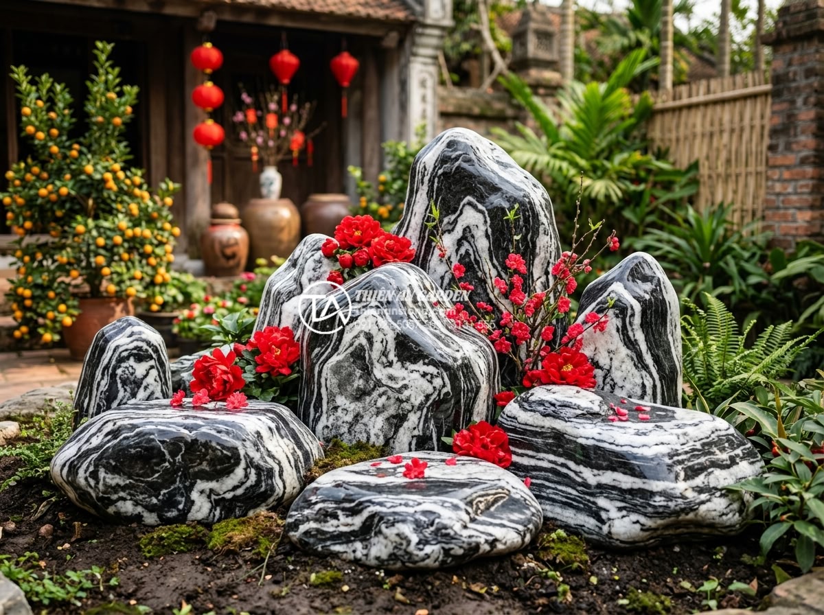 Checklist vật liệu cần chuẩn bị trước khi làm tiểu cảnh trang trí tết hoa đá - Assortment of polished granite stones in various sizes and colors arranged for g