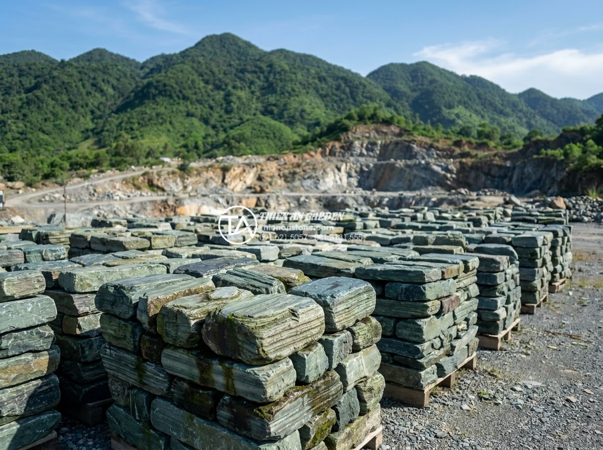 Đá cuội làm tiểu cảnh loại nào tốt? 5 tiêu chí lựa chọn bạn cần biết - High quality image of certified natural cobblestone quarry site in Vietnam with 