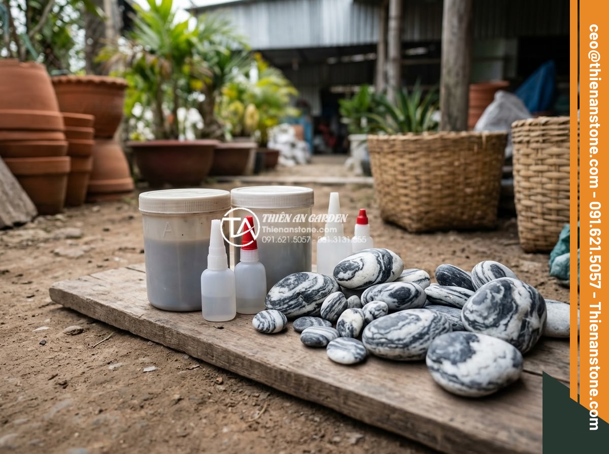 Hướng dẫn dán đá cuội làm tiểu cảnh bằng keo chuyên dụng siêu chắc - Assortment of different types of specialized stone glues including epoxy AB and 