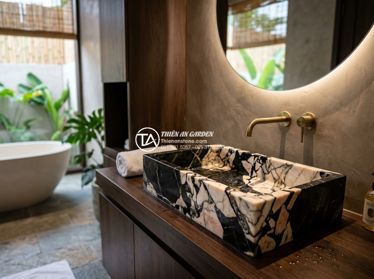 Bàn Đá Lavabo Âm Bàn: Cách Lắp Đặt Và 10 Mẫu Đẹp Tối Giản Cho Spa, Khách Sạn - Real project photo of stone lavabo installation in upscale hotel suite bathroom 