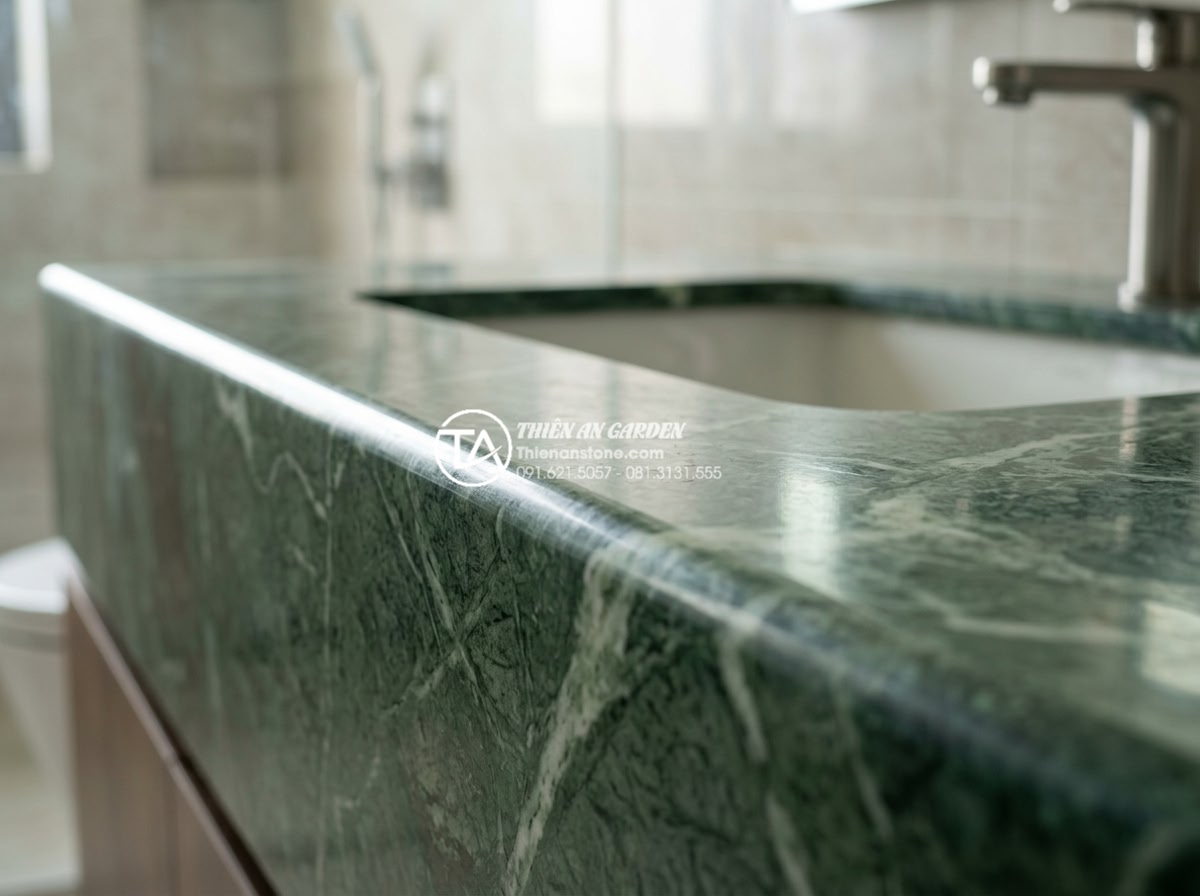 Bàn Đá Lavabo Âm Bàn: Cách Lắp Đặt Và 10 Mẫu Đẹp Tối Giản Cho Spa, Khách Sạn - Close-up of polished natural stone edge details for lavabo âm bàn đá, showcasing