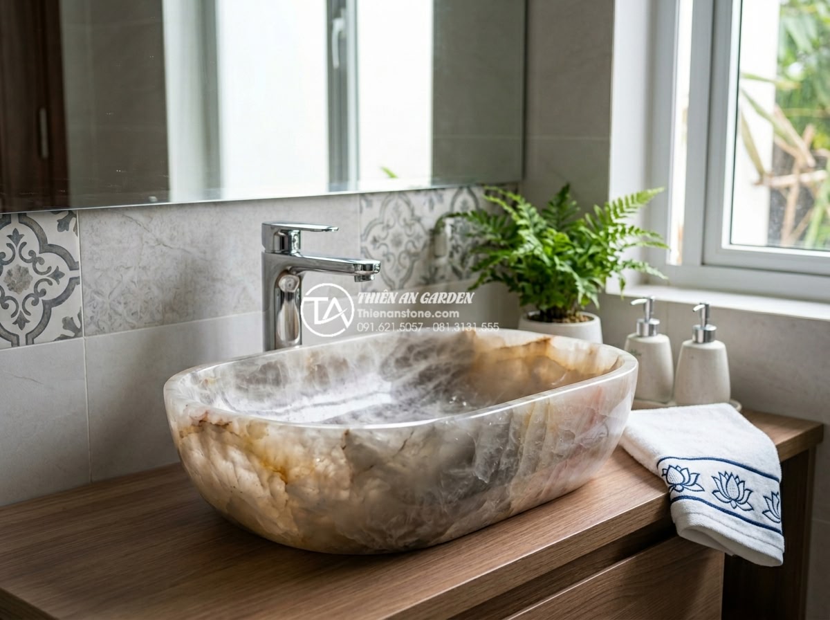 Lavabo Đá Tự Nhiên: Tuyệt Tác Từ Thiên Nhiên Cho Không Gian Phòng Tắm 2026 - Happy customer testimonial scene with family enjoying their new natural stone la