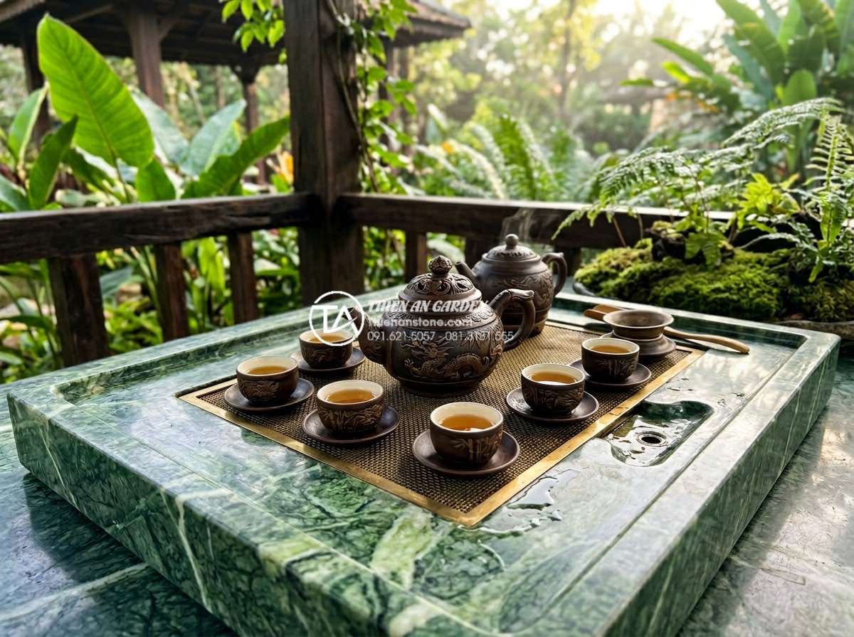Những bộ ấm chén phù hợp nhất để sử dụng trên bàn trà đạo bằng đá - Hình 3 Những bộ ấm chén phù hợp nhất để sử dụng trên bàn trà đạo bằng đá - Beautiful detailed image of a complete traditional Vietnamese ceramic tea set in
