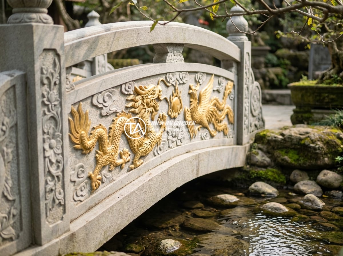 Ý nghĩa phong thủy của cầu đá: Biểu tượng kết nối tài lộc và bình an - Hình 3 Ý nghĩa phong thủy của cầu đá: Biểu tượng kết nối tài lộc và bình an - Close-up detailed shot of an ornate hand-carved natural stone bridge railing fea