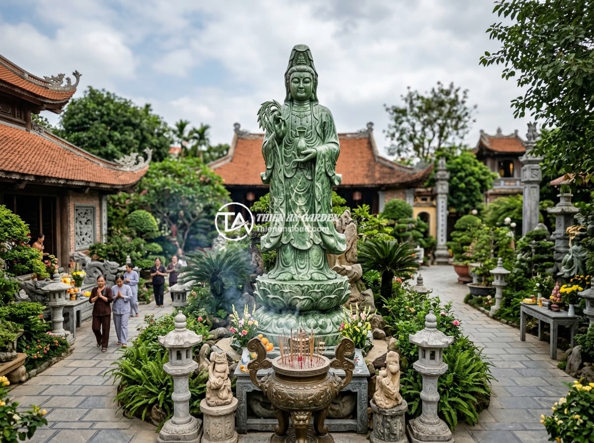 Báo Giá Thi Công Tiểu Cảnh Tượng Phật Đá Tự Nhiên Theo Yêu Cầu 2026 - A grand natural stone Buddha statue installation at a Vietnamese Buddhist temple