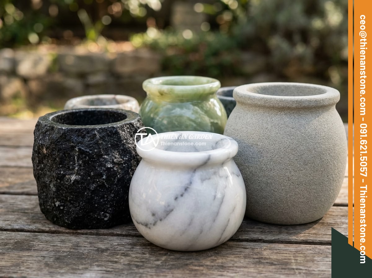Chum đá phong thủy có nên đặt trong nhà không? Phân tích chi tiết và lời khuyên - Various types of natural stone jars made from different materials including whit