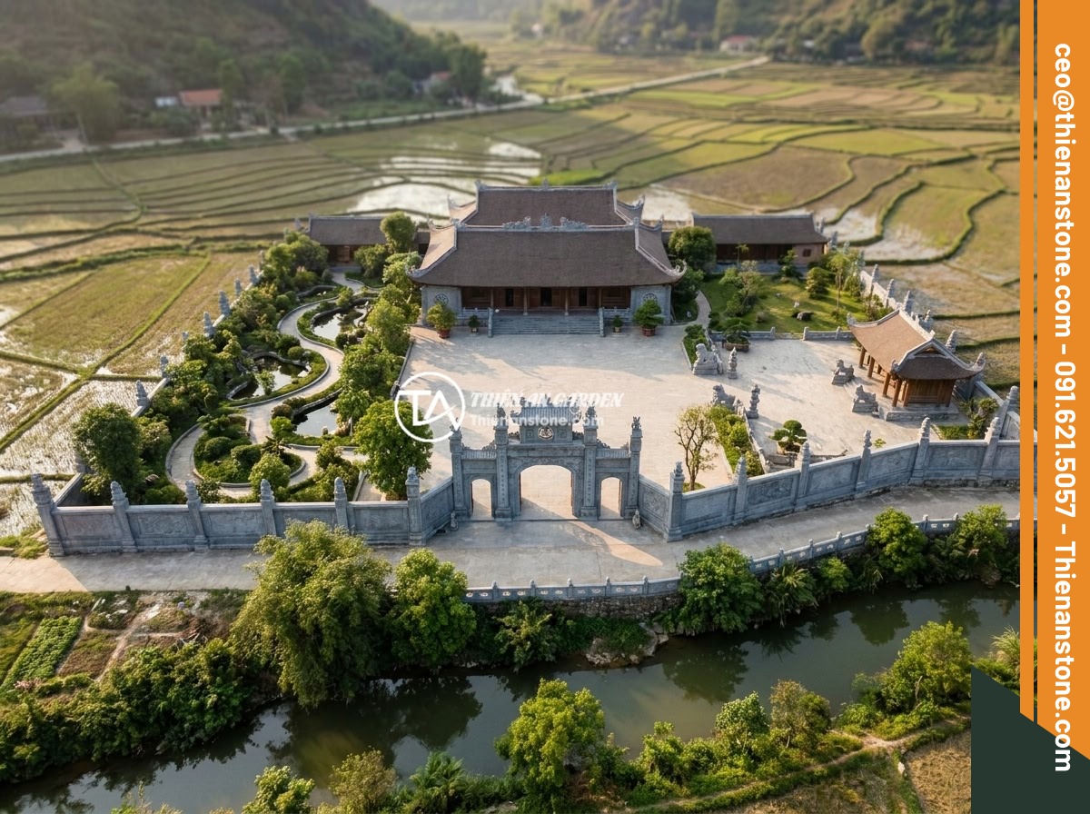 Trụ Đá Hàng Rào Phong Thủy: Cách Chọn Để Mang Lại May Mắn Tài Lộc - Aerial view of a Vietnamese villa showing feng shui layout with stone fence pill