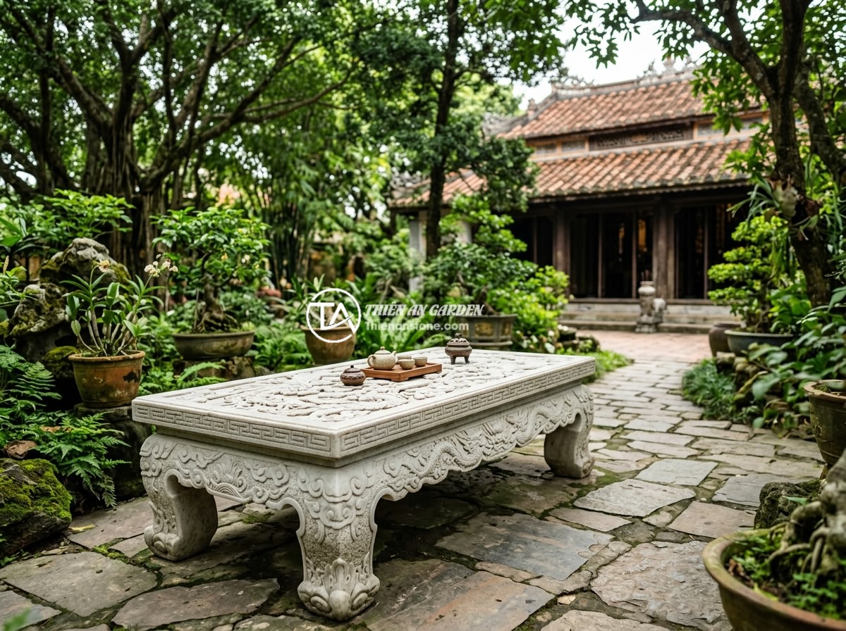 Xu Hướng Thiết Kế Sập Đá Tự Nhiên Sân Vườn 2025 2026 Từ Cổ Điển Đến Hiện Đại - A traditional Vietnamese carved stone slab table with intricate dragon and phoen