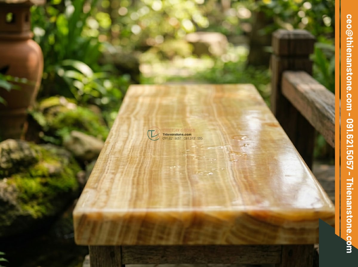 Cầu phiến thẳng đá vàng vân gỗ vân dọc tinh tế: 190 x 75 x 18 cm.