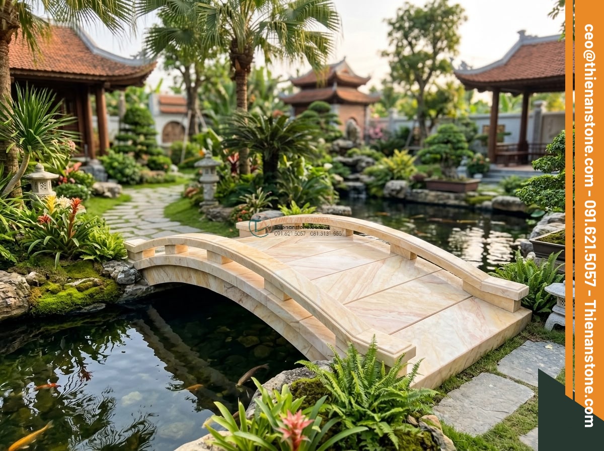 Cầu tảng đá vàng cà rốt thô mộc qua khe suối: 130 x 60 x 20 cm.