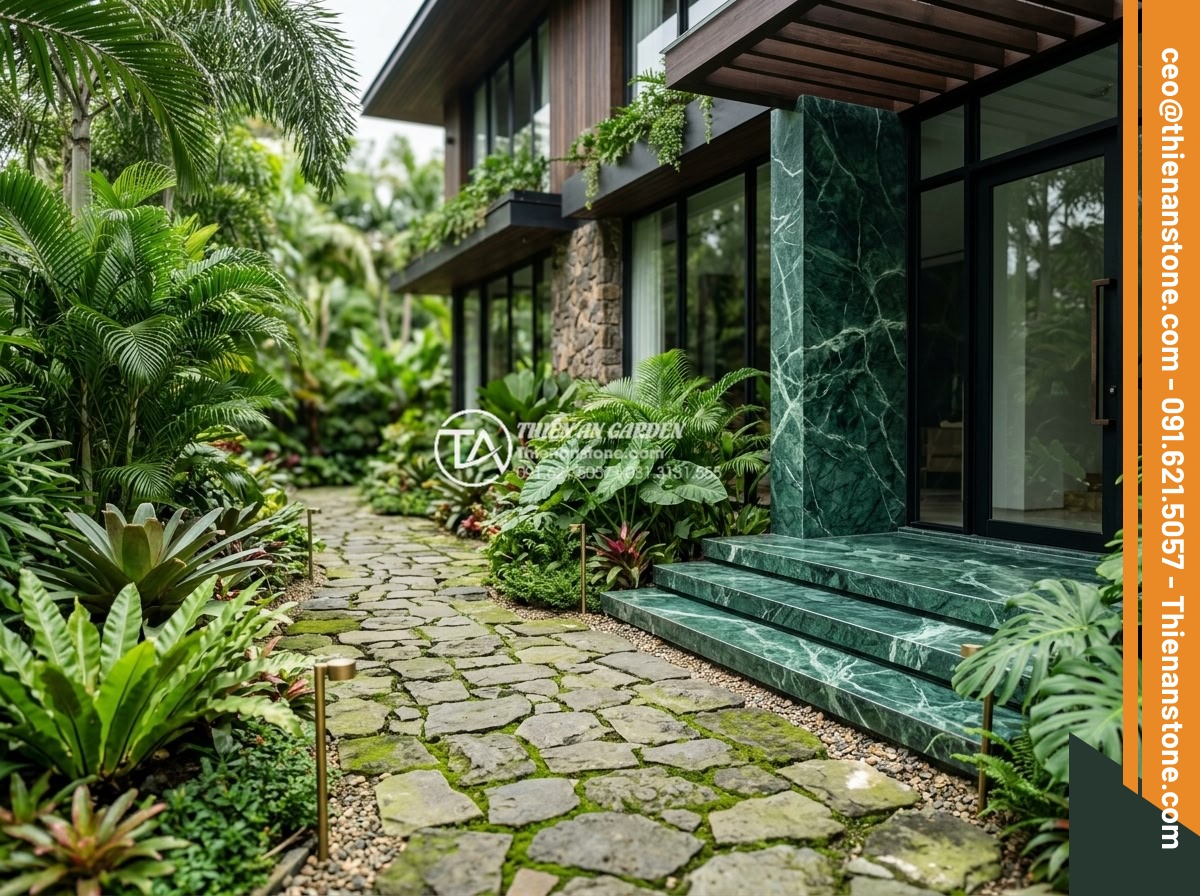 Đá Xanh Rêu Thanh Hóa Bước Dạo - Chất liệu: Đá xanh rêu tự nhiên (Thanh Hóa) - Kích thước: 30x60cm hoặc tự do, dày 3-5cm - Hình 5 Đá Xanh Rêu Thanh Hóa Bước Dạo - Chất liệu: Đá xanh rêu tự nhiên (Thanh Hóa) - Kích thước: 30x60cm hoặc tự do, dày 3-5cm - High-end luxury villa entrance pathway featuring Thanh Hoa green moss natural st