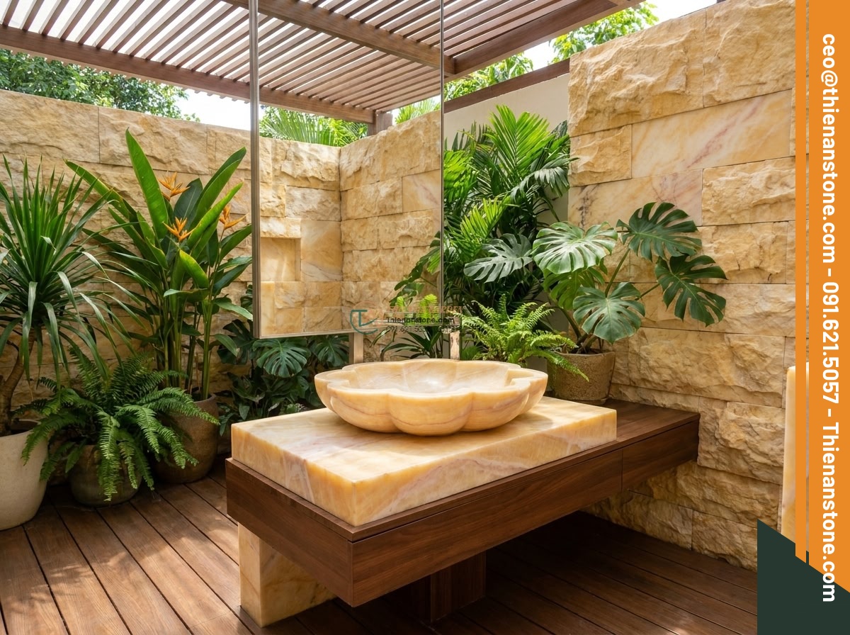 Lavabo đá vàng cà rốt hình bông hoa (400x400x150mm) - Hình 12 Lavabo đá vàng cà rốt hình bông hoa (400x400x150mm) - Modern luxury villa outdoor bathroom area with the yellow carrot stone flower la
