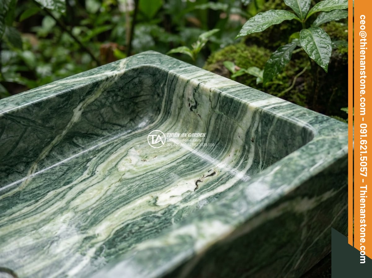 Lavabo đá xanh Ấn độ chữ nhật 42cm - Hình 8 Lavabo đá xanh Ấn độ chữ nhật 42cm - Intricate detailed macro view of flowing green veins across the surface of 42cm