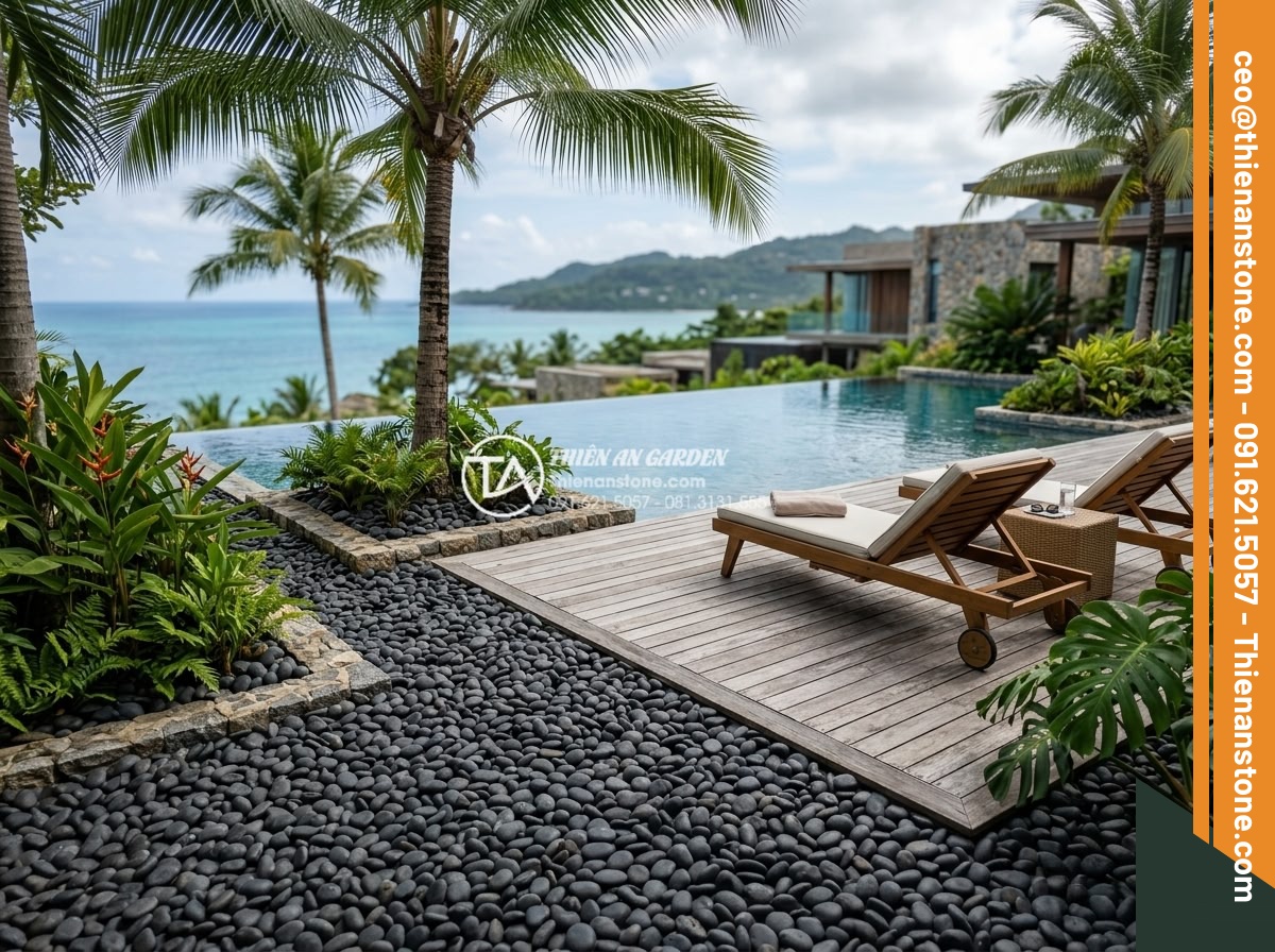 Sỏi đen quay 1-2cm - Hình 6 Sỏi đen quay 1-2cm - Luxury resort garden featuring black pebbles 1-2cm around swimming pool area, mo