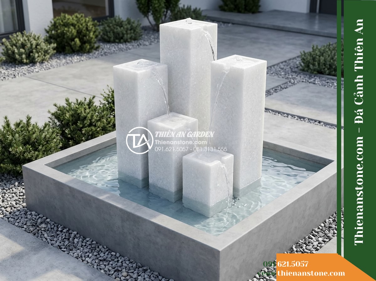 Bộ 5 Trụ Phun Vuông Xếp Cụm, 20x20cm Cao 40-120cm - Hình 5 Bộ 5 Trụ Phun Vuông Xếp Cụm, 20x20cm Cao 40-120cm - Wide-angle landscape photograph of a stone courtyard featuring a rectangular wat