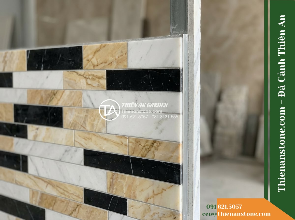 Đá ghép 3 màu Nghệ An | Marble phối 3 màu (Trắng - Vàng - Đen Nghệ An) | 10x50 cm - Hình 17 Đá ghép 3 màu Nghệ An | Marble phối 3 màu (Trắng - Vàng - Đen Nghệ An) | 10x50 cm - A clean technical view showing the exact module termination and perimeter alignm