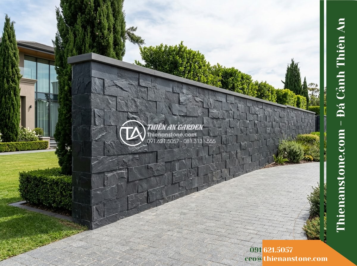 Đá ghép đen Đà Nẵng | Slate đen Đà Nẵng | 10x50 cm - Hình 19 Đá ghép đen Đà Nẵng | Slate đen Đà Nẵng | 10x50 cm - Architectural overview of completed boundary fence wall finished with modular bl