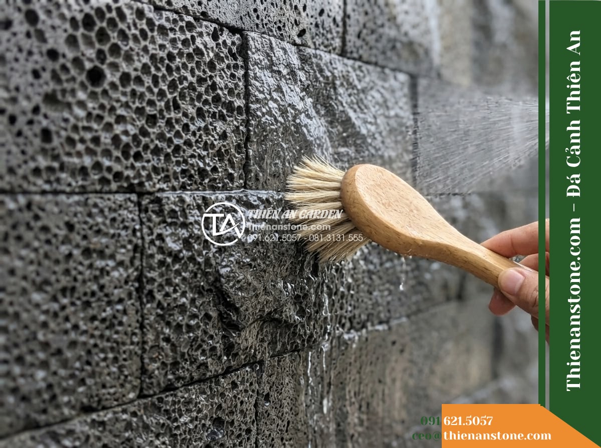 Đá ghép đen tổ ong Đồng Nai | Đá bazan lỗ Đồng Nai | 10×50 cm