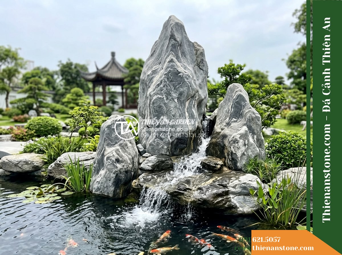 Đá Ngũ Vân Sơn (Đá chủ 200–350cm / ~4–12 tấn) | Chuyên dựng ngọn chủ chóp nhọn, vươn cao tụ khí phong thủy cho tác phẩm.