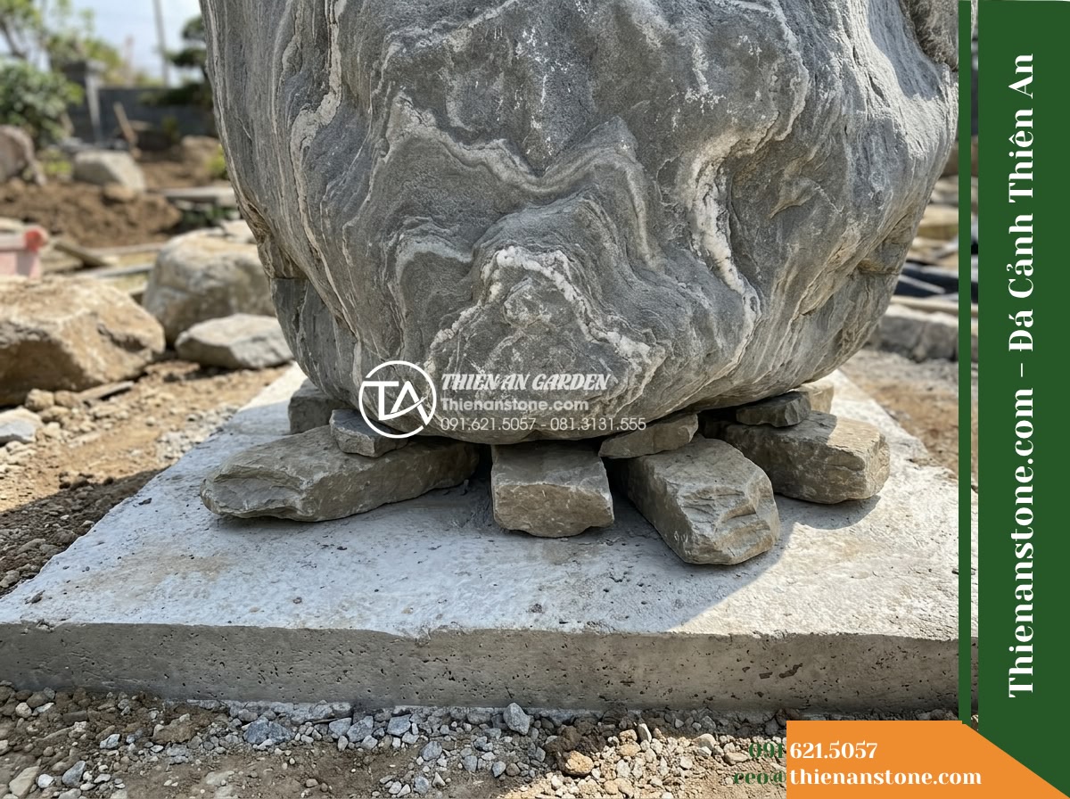 Đá Ngũ Vân Sơn (Khối trung 60–110cm / ~300–800kg) | Chuyên dựng núi khách, ghép thân núi, làm hốc cắm tượng.