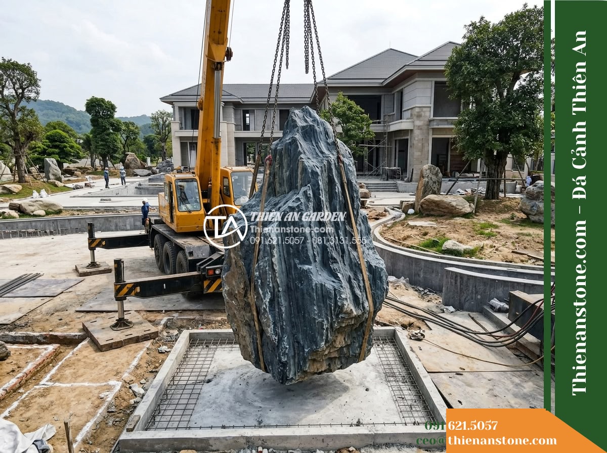 Đá Ông Phú (Khối đại 150–250cm / ~2–6 tấn) | Chuyên dựng chóp núi, khối núi chính đan xen tạo sự kỳ vĩ, hiểm trở.