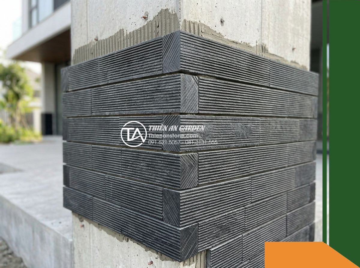 Đá răng lược đen chẻ tay Quảng Ngãi | Bazan đen Quảng Ngãi | 10×40 cm