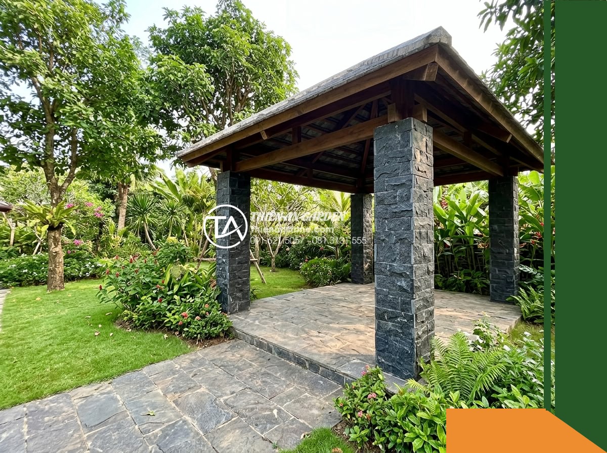 Đá răng lược đen chẻ tay Quảng Ngãi | Bazan đen Quảng Ngãi | 10×40 cm