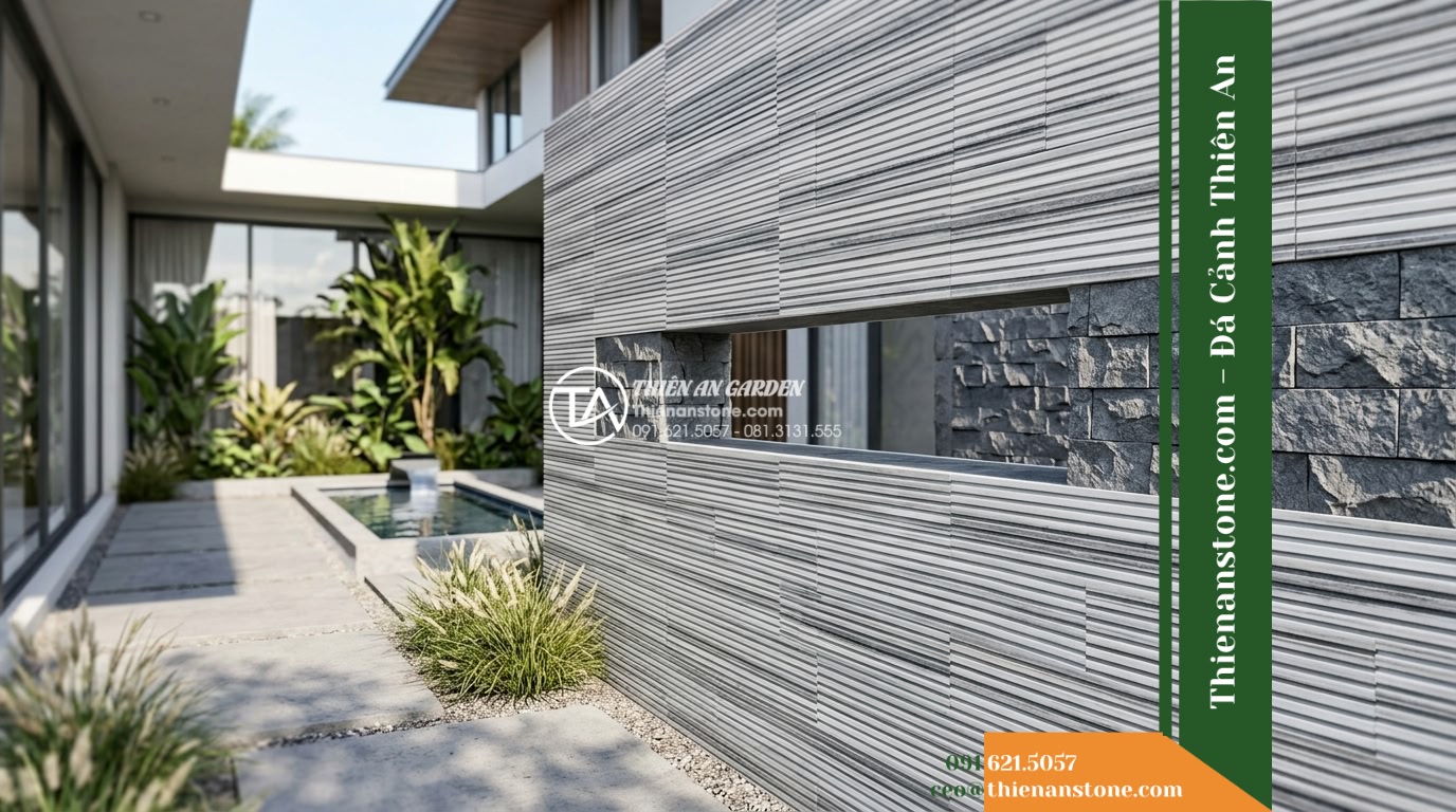 Đá răng lược sọc dưa Hà Tĩnh | Marble sọc dưa Hà Tĩnh | 10x50 cm - Hình 12 Đá răng lược sọc dưa Hà Tĩnh | Marble sọc dưa Hà Tĩnh | 10x50 cm - Environmental view of the combed marble wall in a modern villa courtyard, showin