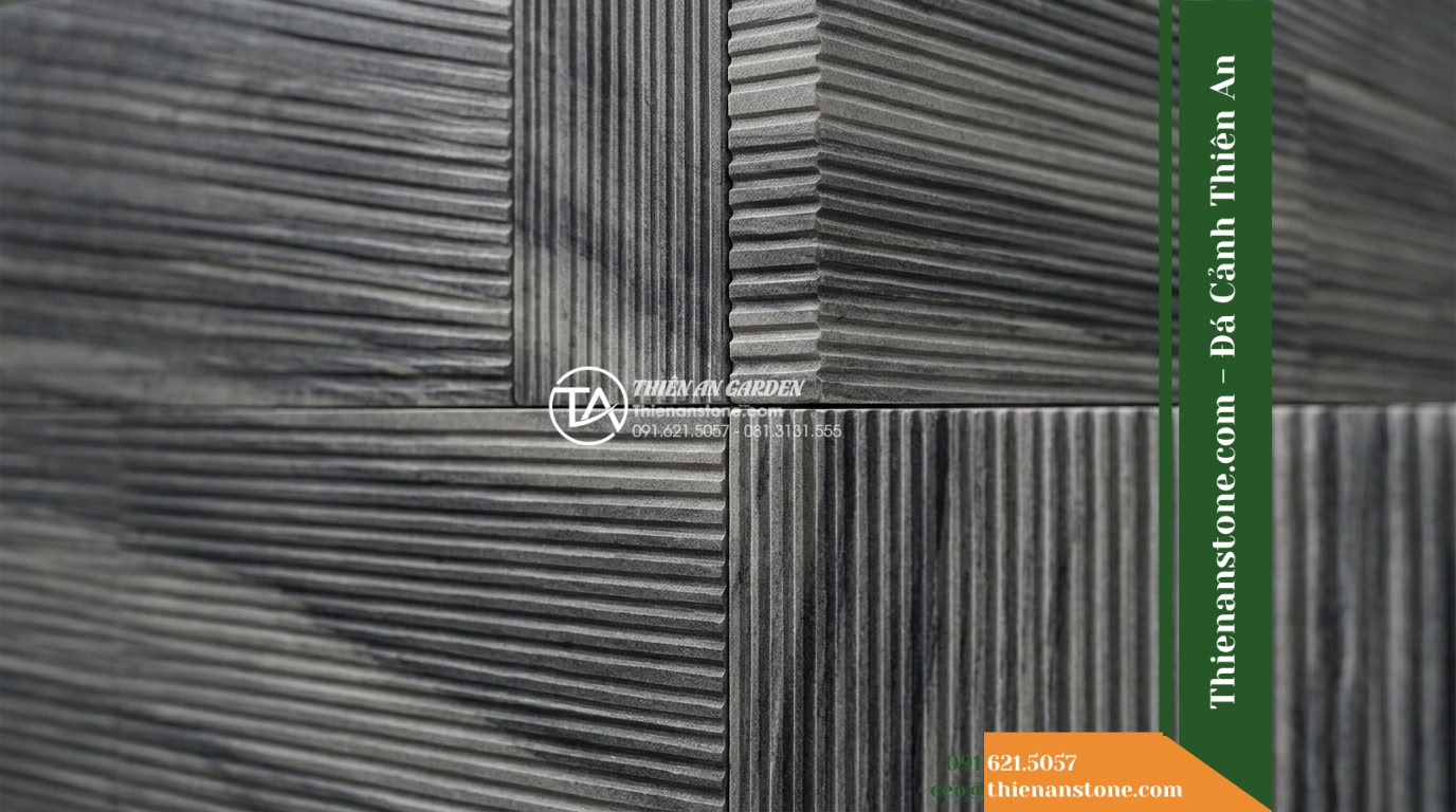 Đá răng lược sọc dưa Hà Tĩnh | Marble sọc dưa Hà Tĩnh | 10x50 cm - Hình 4 Đá răng lược sọc dưa Hà Tĩnh | Marble sọc dưa Hà Tĩnh | 10x50 cm - Angled close shot capturing the transition between individual combed stone tiles