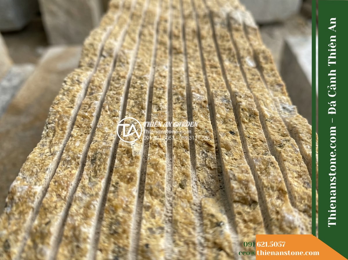 Đá răng lược vàng Bình Định | Granite / Marble vàng Bình Định | 10×50 cm