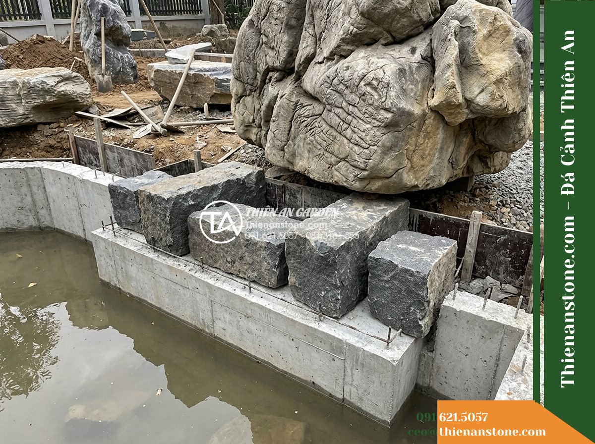 Đá Tượng Sáp (Khối khủng 200–320cm / ~4–10 tấn) | Chuyên làm khối chủ, dựng hang động lớn xuyên thấu dưới chân non bộ.
