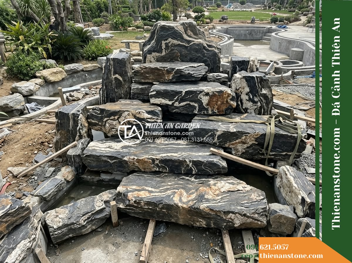 Đá Vũ Mây Thạch (Khối lớn 120–200cm / ~1.5–4 tấn) | Chuyên xếp thân núi phân tầng, tạo các bậc thác nước đổ tràn.