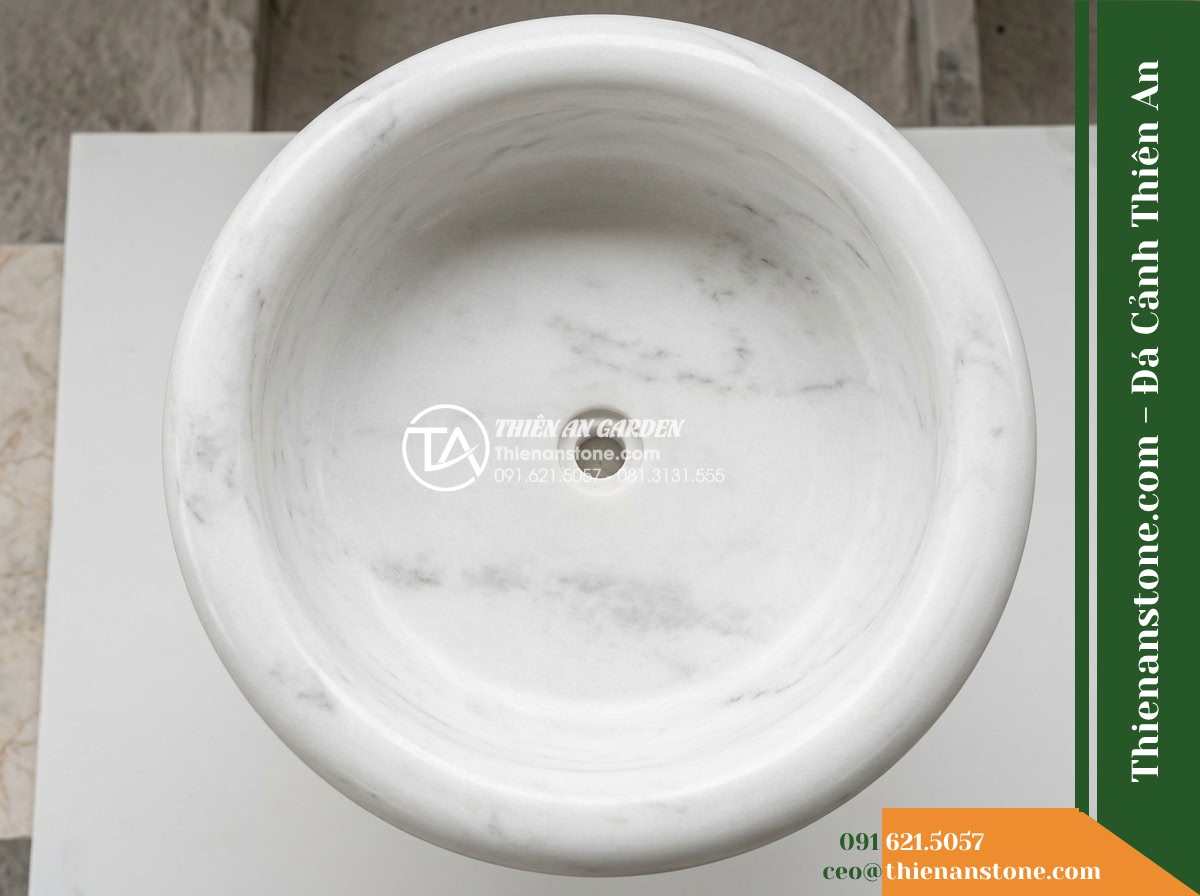 Đài Phun Trắng Mịn Vành Bo Tròn Lụa, Bát D80cm Cao 1.2m - Hình 17 Đài Phun Trắng Mịn Vành Bo Tròn Lụa, Bát D80cm Cao 1.2m - Technical alignment focus photo showing top-down precision circularity of the 80