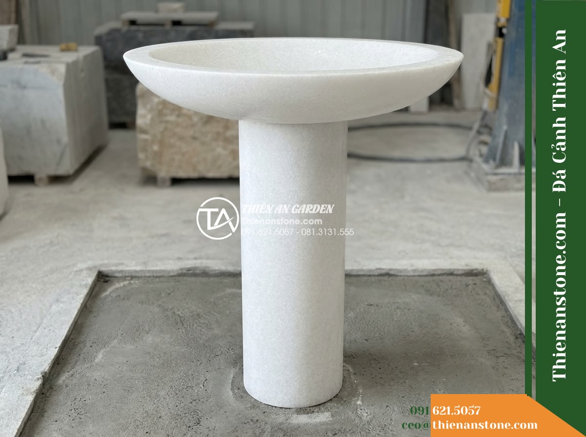 Đài Phun Xám Khói Vệt Cắt Tối Giản, Bát D1m Cao 1.3m - Hình 17 Đài Phun Xám Khói Vệt Cắt Tối Giản, Bát D1m Cao 1.3m - A technical eye-level view focusing on the physical proportions of the 1-meter s