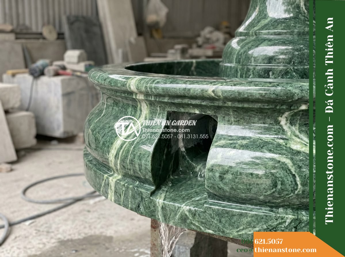 Đài Phun Xanh Ngọc Vân Sóng Mài Bóng, Bát D90cm Cao 1.4m - Hình 17 Đài Phun Xanh Ngọc Vân Sóng Mài Bóng, Bát D90cm Cao 1.4m - Close-up technical perspective of the lower stone collar and hidden conduit inle