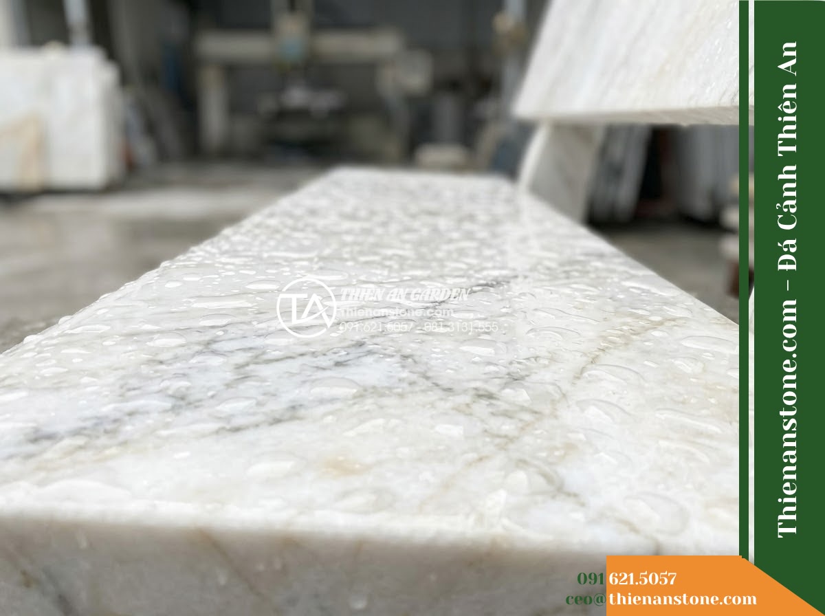 Ghế Đá Công Viên Không Tựa Bo Tròn Gia Lộc 140x45x45cm – Đá Vàng Cẩm Thạch