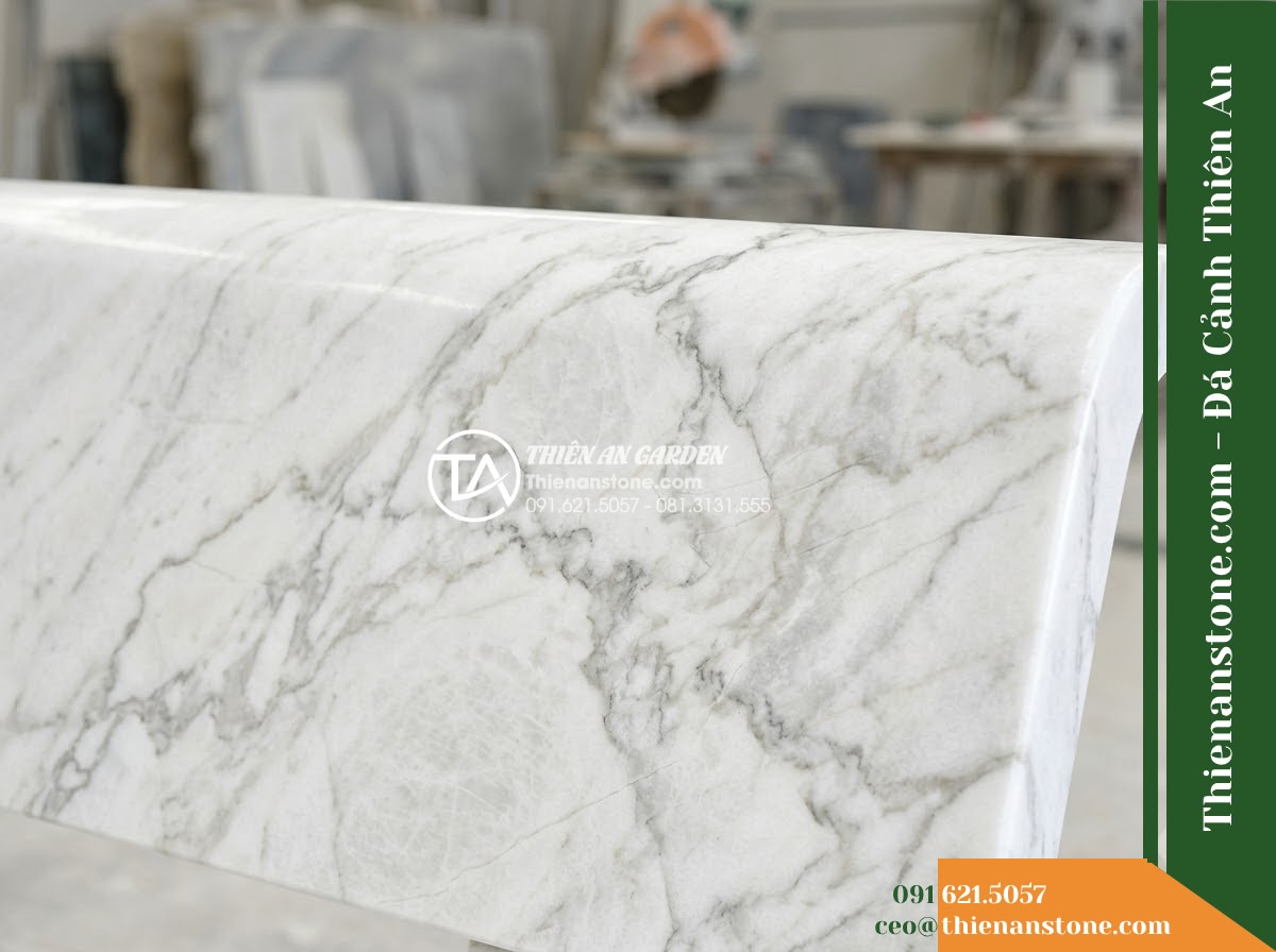 Ghế Đá Công Viên Không Tựa Bo Tròn Ngọc Lâm 140x45x45cm – Đá Xanh Cẩm Thạch