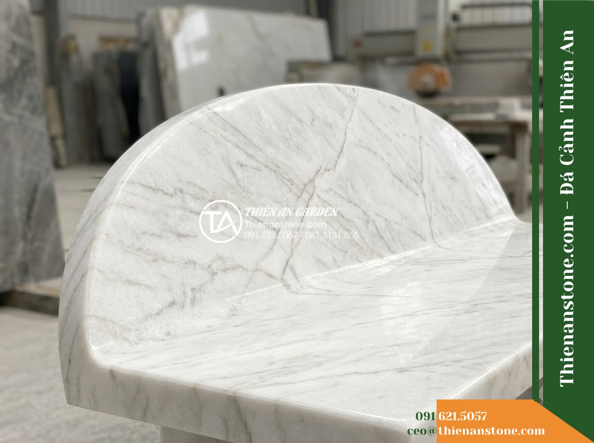 Ghế Đá Công Viên Không Tựa Bo Tròn Ngọc Lâm 140x45x45cm – Đá Xanh Cẩm Thạch