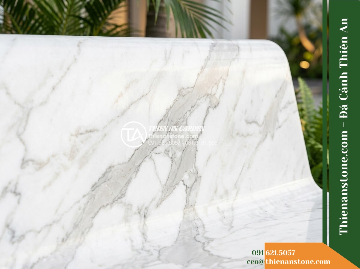 Ghế Đá Công Viên Không Tựa Mặt Cong Nhật Hạ 150x45x45cm – Đá Vàng Cẩm Thạch