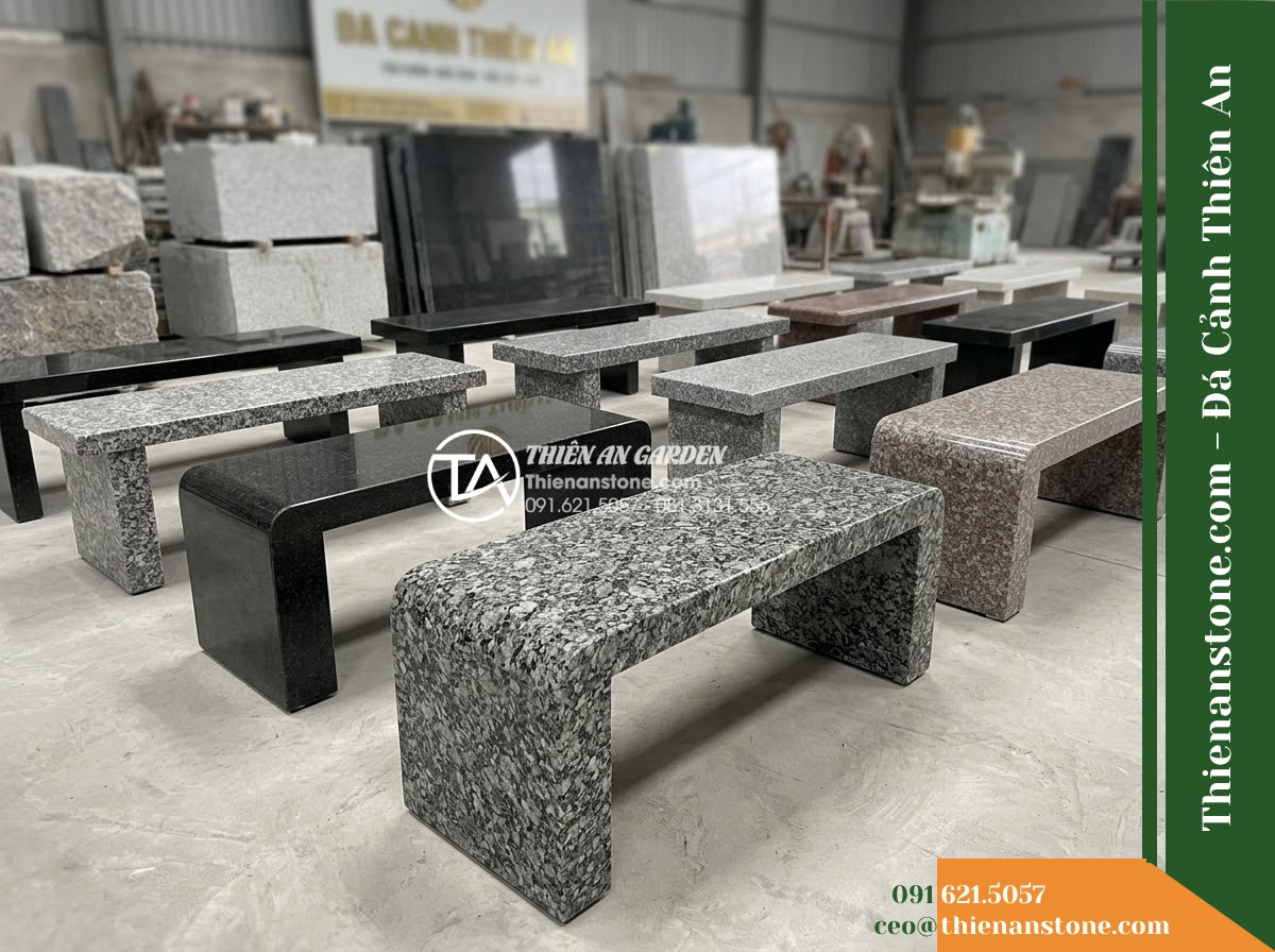 Ghế Đá Granite Nguyên Khối An Khang – Kích thước 145 x 42 x 45 cm – Kiểu dáng nhỏ gọn, bo cong toàn bộ cạnh ngoài. Chất liệu đá granite
