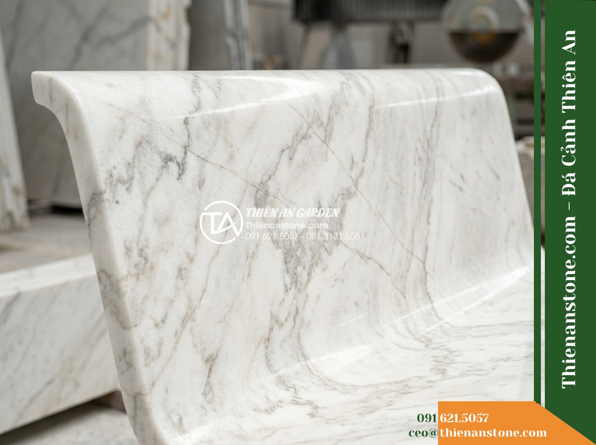 Ghế Đá Granite Nguyên Khối Đức Phát – Kích thước 200 x 48 x 45 cm – Kiểu dáng băng siêu dài, chân trụ ba điểm. Chất liệu đá granite