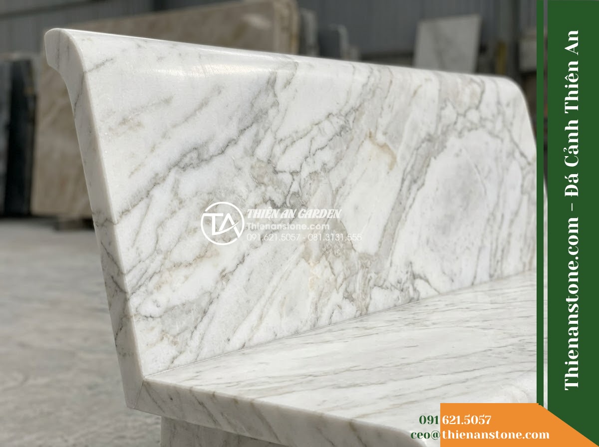 Ghế Đá Granite Nguyên Khối Khánh An – Kích thước 175 x 46 x 45 cm – Kiểu dáng mặt chữ nhật, chân khối chữ T. Chất liệu đá granite - Hình 6 Ghế Đá Granite Nguyên Khối Khánh An – Kích thước 175 x 46 x 45 cm – Kiểu dáng mặt chữ nhật, chân khối chữ T. Chất liệu đá granite - Showroom display of various natural granite stone benches at Da Canh Thien An, p