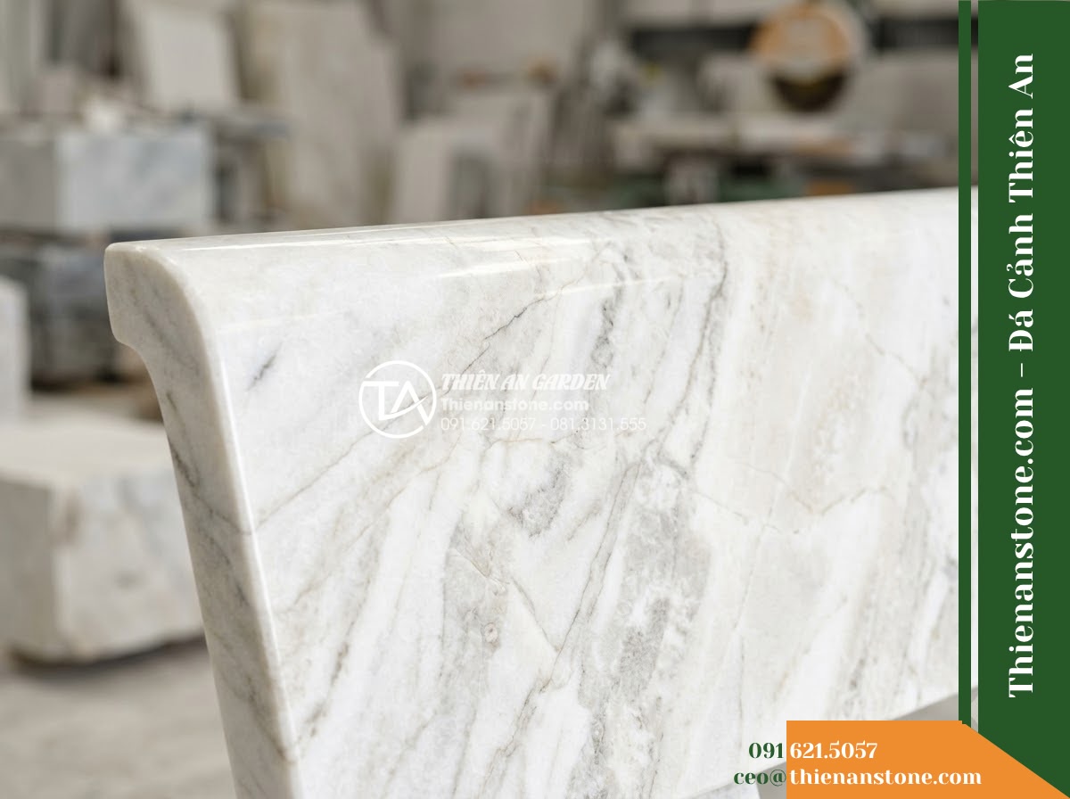 Ghế Đá Granite Nguyên Khối Thành Công – Kích thước 150 x 45 x 45 cm – Kiểu dáng mặt dày, chân trụ đôi tối giản. Chất liệu đá granite