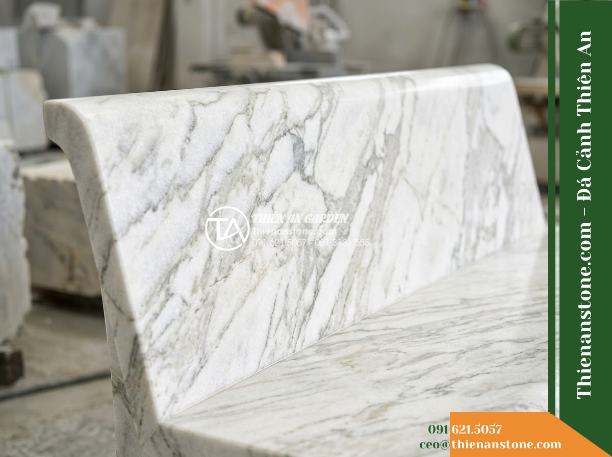 Ghế Đá Granite Nguyên Khối Thiên Phúc – Kích thước 200 x 50 x 45 cm – Kiểu dáng bản lớn, mặt dày, chân liền chắc chắn. Chất liệu đá granite