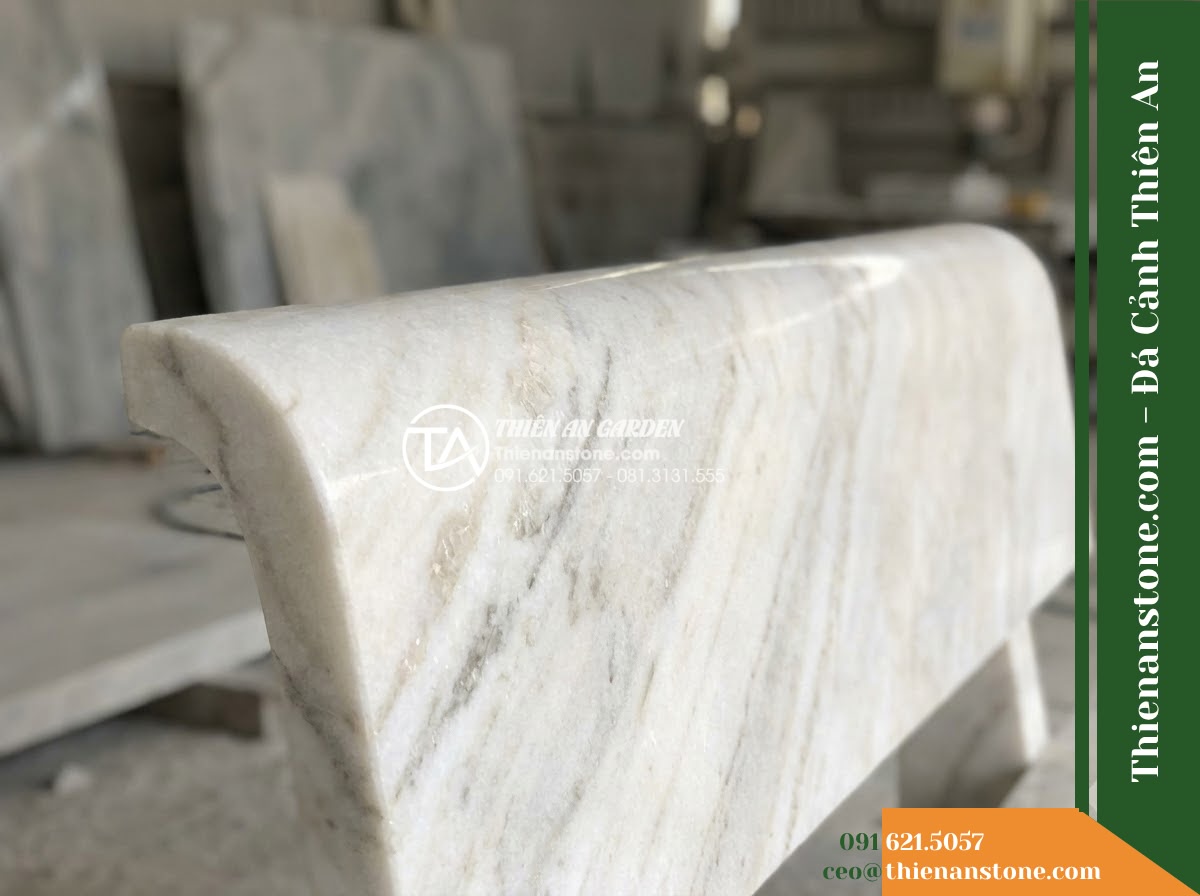 Ghế Đá Granite Nguyên Khối Vạn Thành – Kích thước 195 x 48 x 45 cm – Kiểu dáng dài khỏe khoắn, chân vuông bản rộng. Chất liệu đá granite